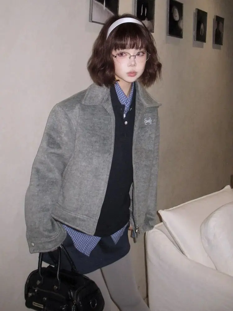 

Женская короткая стильная серая куртка с лацканами, винтажная осенняя однотонная верхняя одежда, женское модное теплое пальто с длинными рукавами