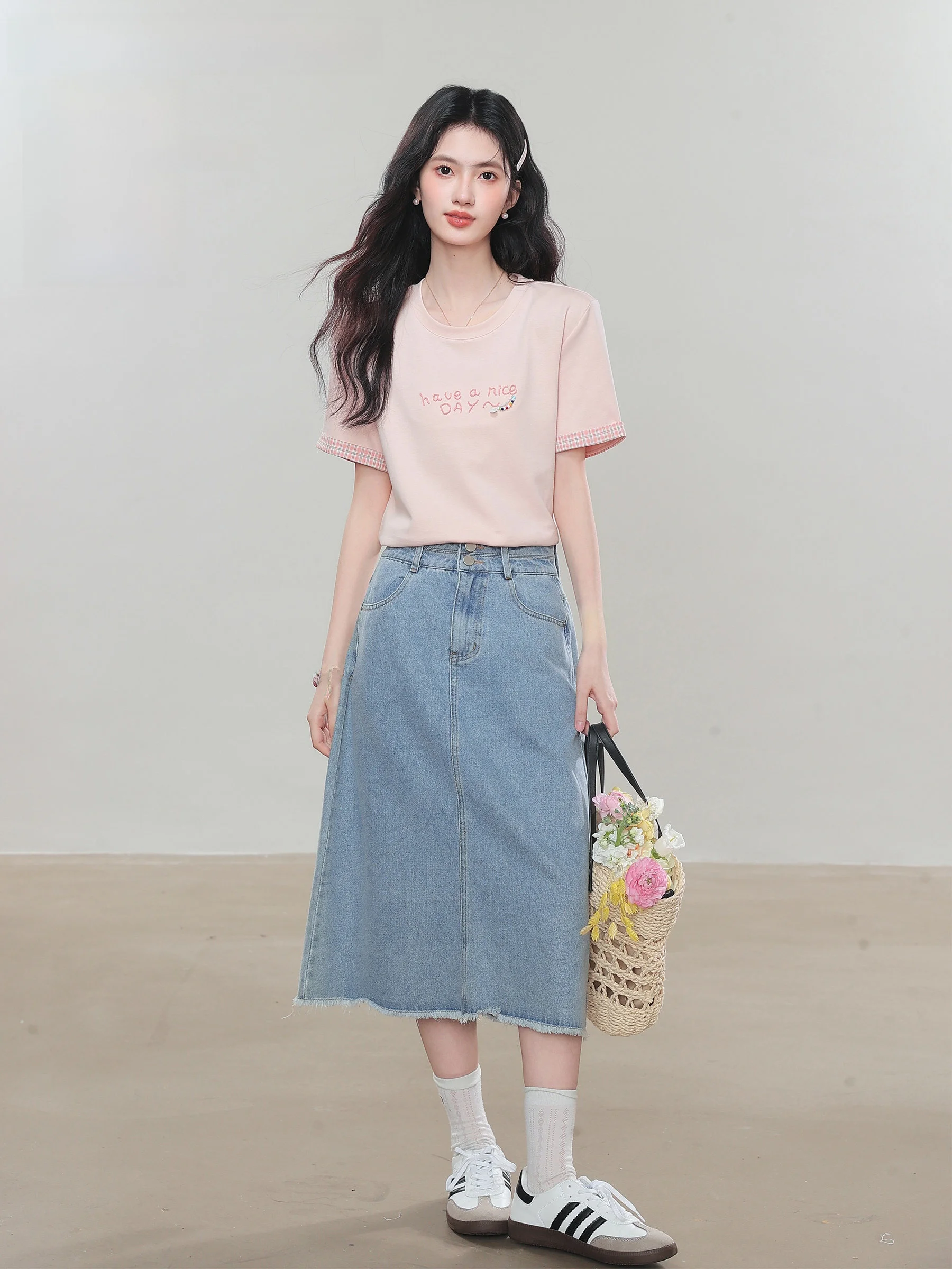 

Новая винтажная джинсовая юбка А-силуэта Lingjiu 2025 для женщин, летняя, скрывающая бедра, для фигуры типа «груша», свободного кроя, из хлопка, с круглым вырезом