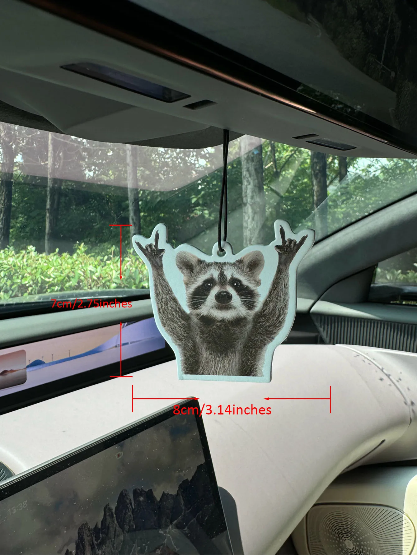 Funny Raccoon Beyer Car Aromatherapy Tablets, Wardrobe Air Freshener, Perfume, Rearview Mirror Decoration, Car Accessories Interior Pendant, Natural