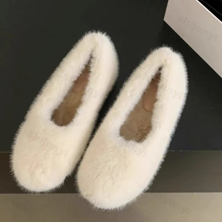 Winter Women's Keep Warm Plus Velvet Flats New Fashion Fur Slip on Casual Shoes for Women Light Walking Shoes Zapatos De Mujer