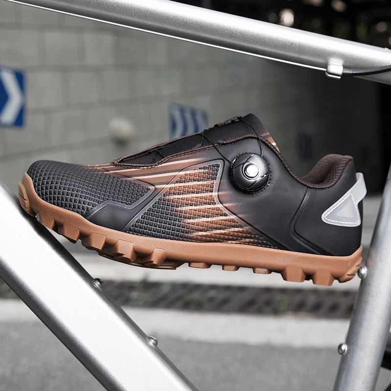 

Men's Four Season Road Mountain Bike Cycling Shoes Fashion New Outdoor Light Comfortable Commuter Leisure Off road Cycling Shoes