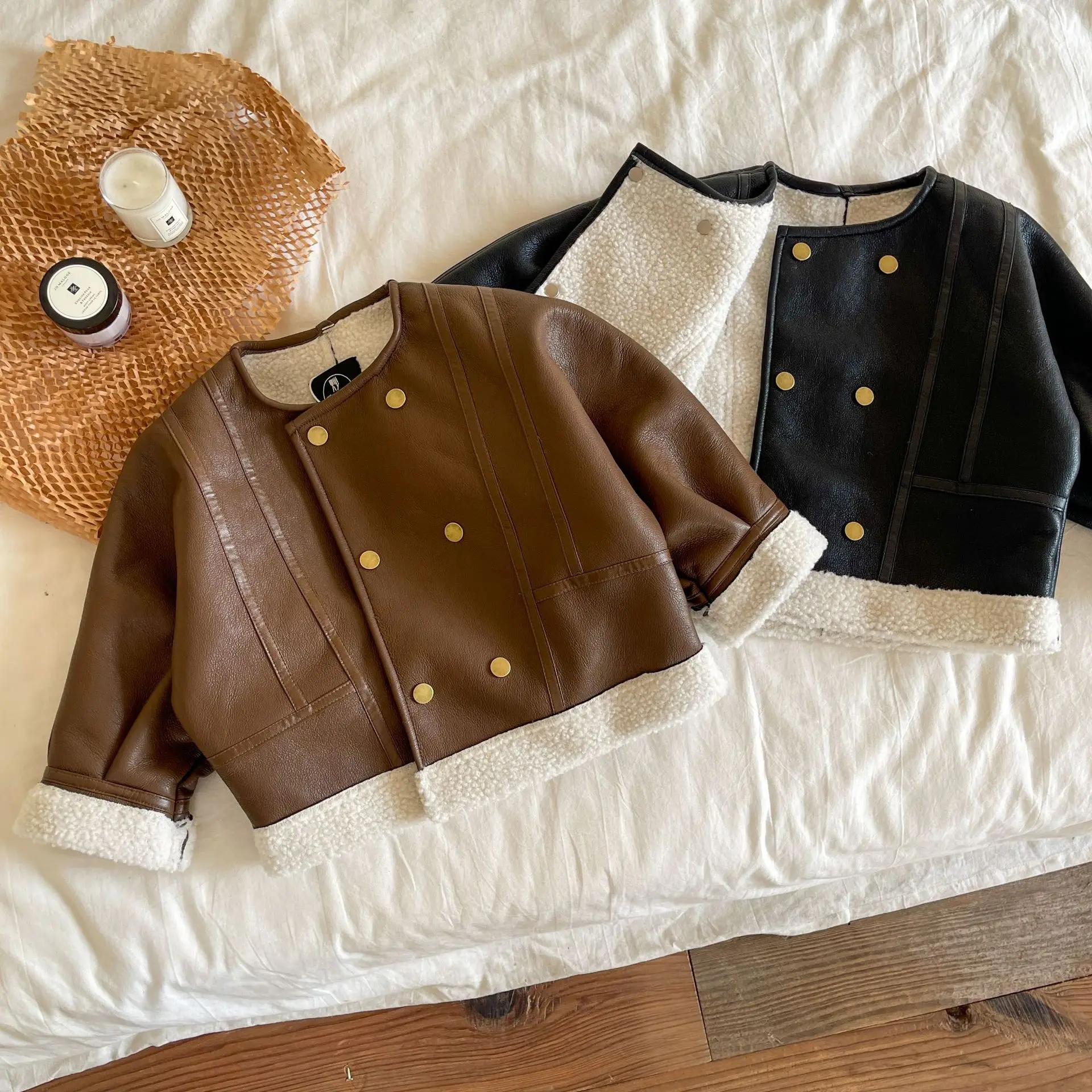 Children's Velvet Leather Coat 2023 Boys' Autumn Winter Double-faced Fur Thicked Pu Jackets Girls' Short Double-breasted Coats