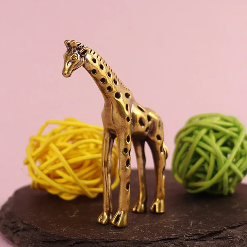 Vintage Brass Giraffe Ornament Office Desk Desktop Decoration Tea Pet Miniature Statue Home Decor Giraffe Handicraft Ornament