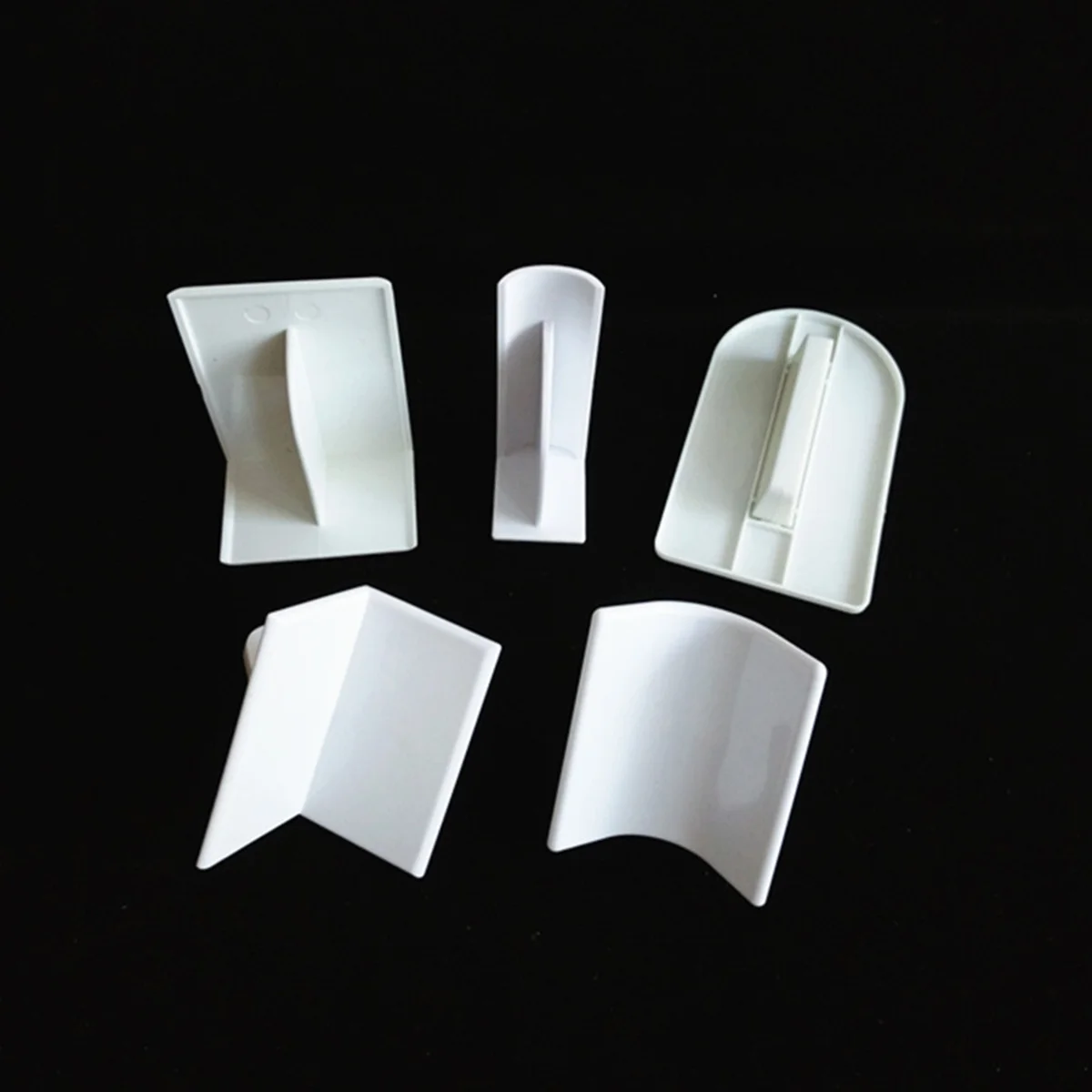 

5Pcs Cake Smoother Fondant Scraper Set Cake Decorating Tools Premium Food Grade ABS for Rolling Fondant Sugar Paste Marzipan