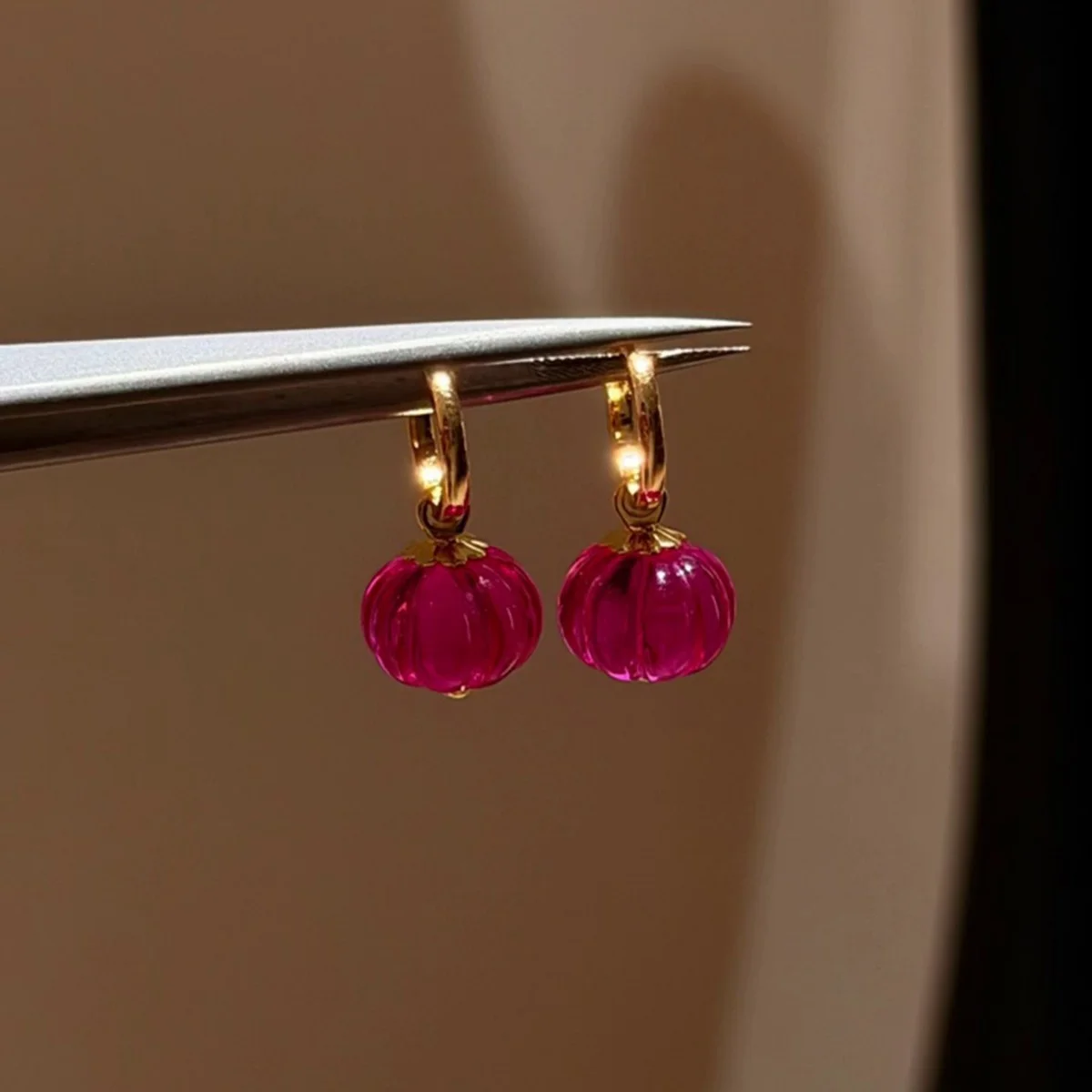 Elegant 18K Gold Plated Metal Natural Red Crystal Pumpkin Ear Drop Dangle With Zircon Delicate Heart Buckle Earring Women‘s Gift