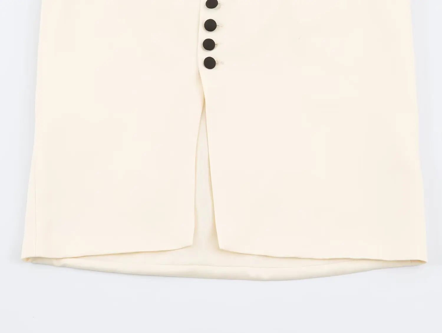 BSAY Damen-Cocktail-Party-Tanktop mit Kreuzhalterhals, doppelreihiger Knopfleiste, kontrastierenden schwarzen Knöpfen, Frontschlitz, ärmellos und Rückenband zum Binden. – Detail 5