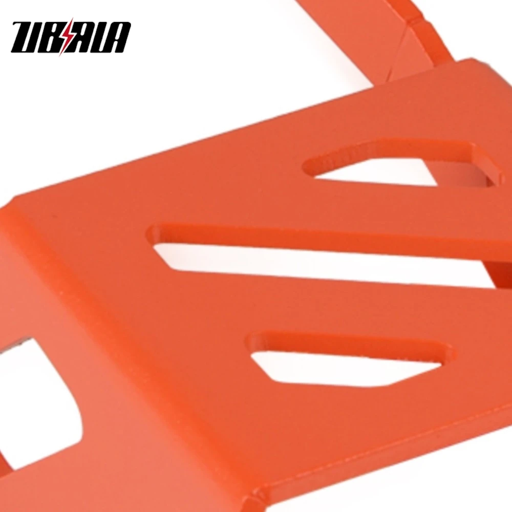 

Motorcycle Wheel Drive Chain Belt Guard Cover Protection Plate For 790 Adventure/S/R 890 Adventure 2019 2020 2021 2022 2023