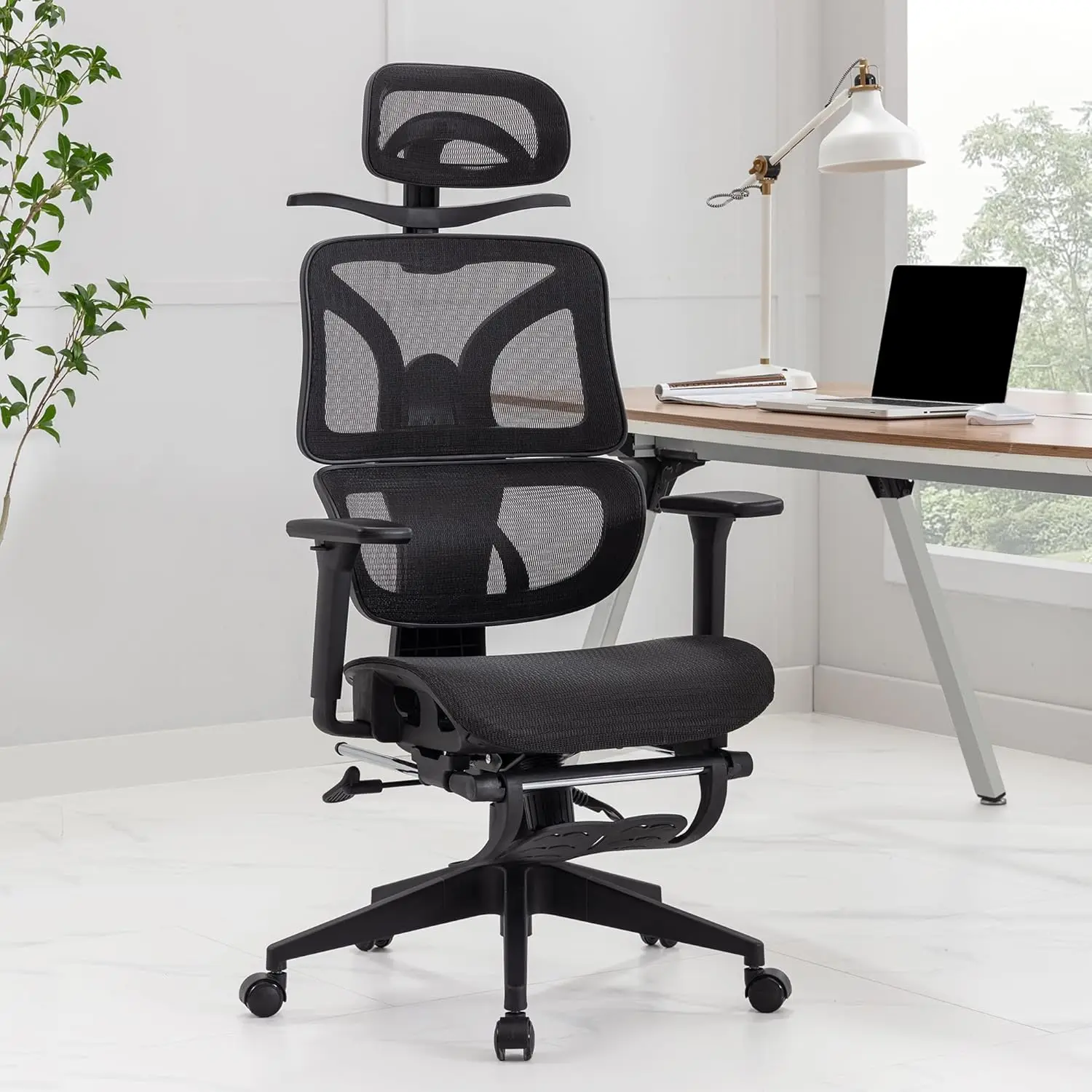 Ergonomic High Back Mesh Office Chair with Retractable Footrest, Adjustable Backrest, Tilt Function, 3D Armrests & Headrest, Lum
