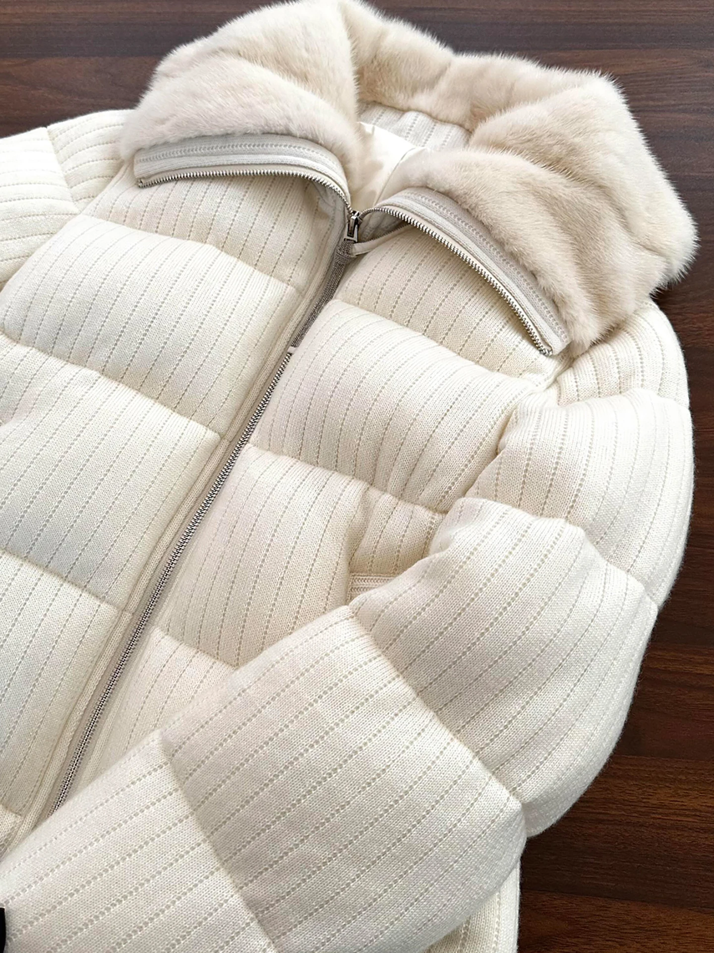 Moda inverno curto high-end cashmere malha para baixo jaqueta novo engrossar cor sólida zíper lapela topo diário deslocamento duplo pocke