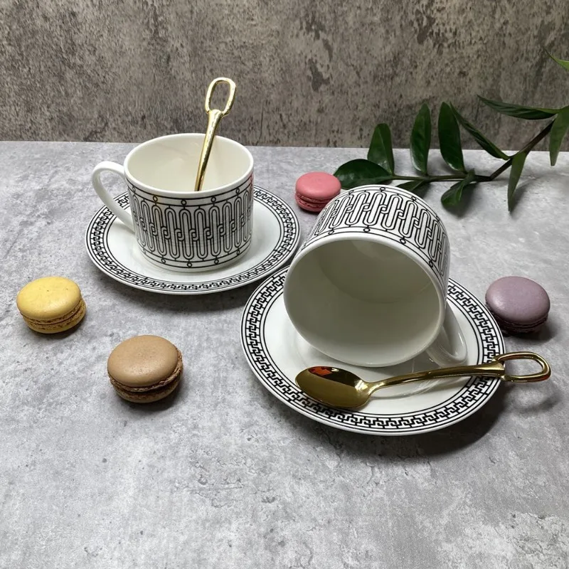 British Style Luxury Moroccan Coffee Cup and Saucer Set with Gold Handel Ceramic Cappuccino Afternoon Tea Cup YC88