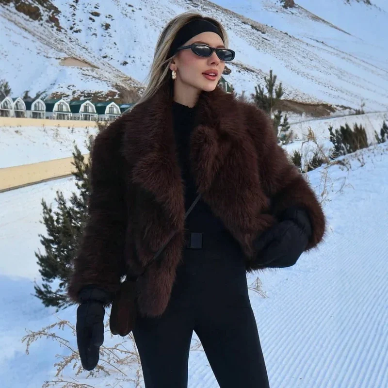 Winter New Fashion Environmentally Friendly Fur Temperament Elegant Warm Short Jacket for Women Coffee Colored Faux Fur Coat .