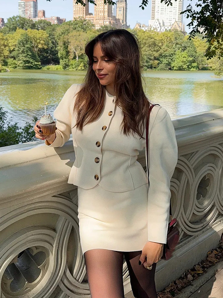 HH Zomer Vrouwen Elegante Single Breasted Lange Mouw O-hals Trui + Casual Gebreide Elastische Taille Effen Mini Rok Set Mujer