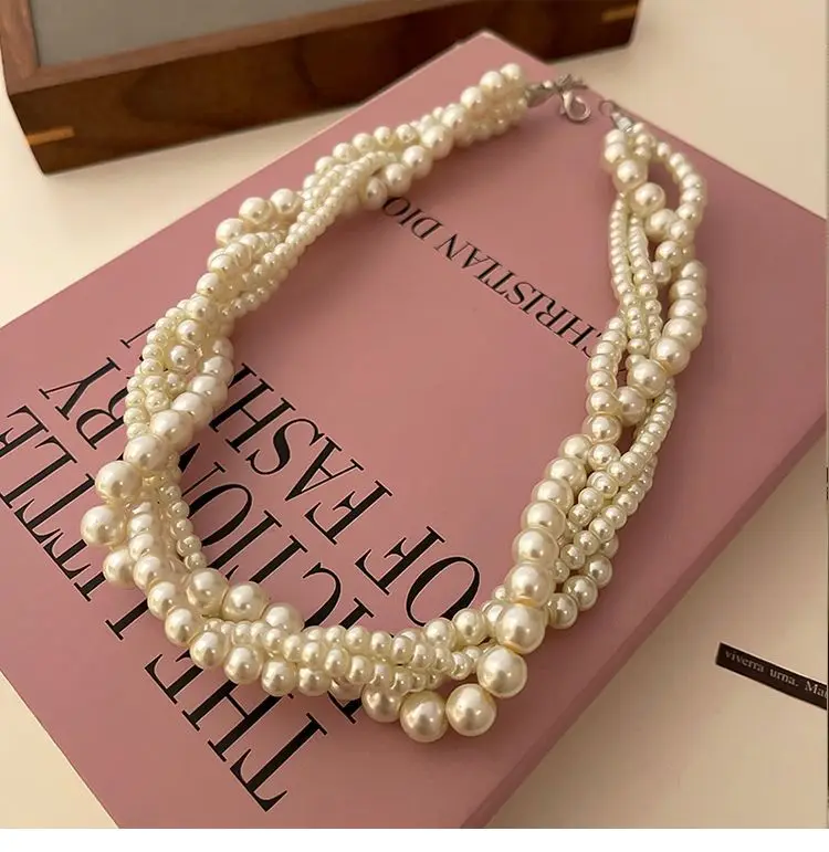 Fashion Multi Layer Imitation Pearl Pendant Pearl Necklace for Women Girls Vintage Baroque Clavicle Chain Accessories Choker