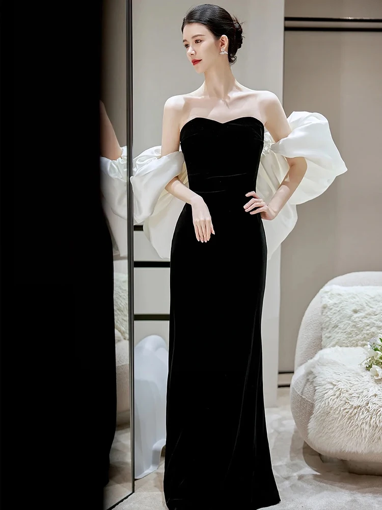 ชุดเจ้าสาวเอเล บลา ฟิ เทลพร้อมดีไซน์สายรัดสำหรับงานเลี้ยงฉลองมงคลสมรส พิธีหมั้น และงานพิธีการอย่างเป็นทางการ