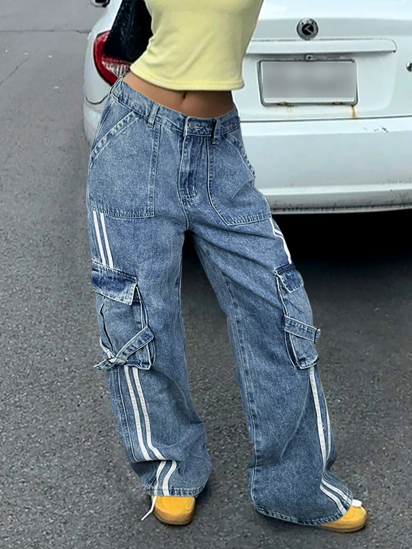 Clamshell pocket overalls, baggy version of inelastic striped side pocket loops with Y2K and Kpop style straight leg jeans