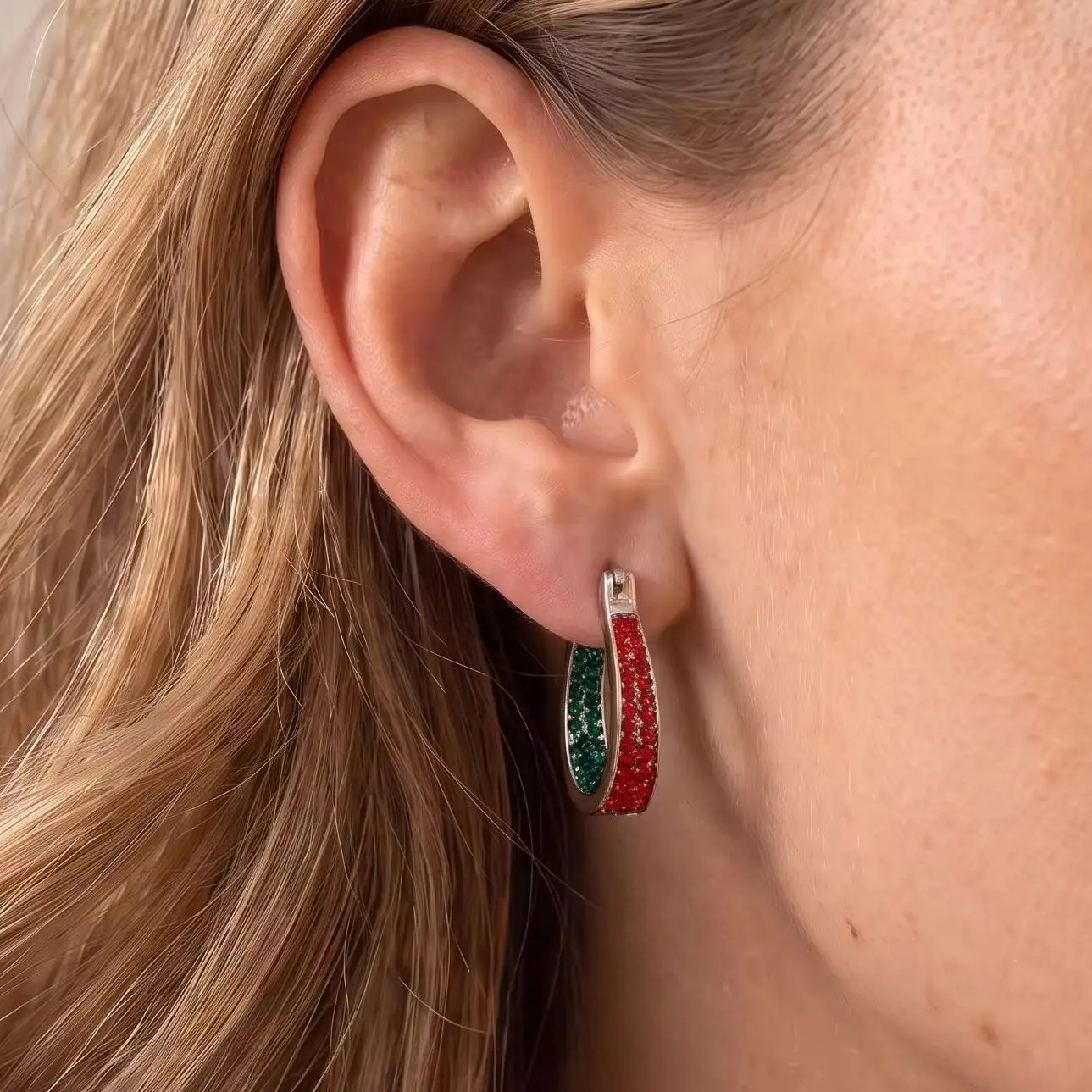 Christmas Enamel Red Green Hoop Earrings for Women Romantic Rhinestone Candy Cane Twisted Earrings Xmas Party Jewelry Gift