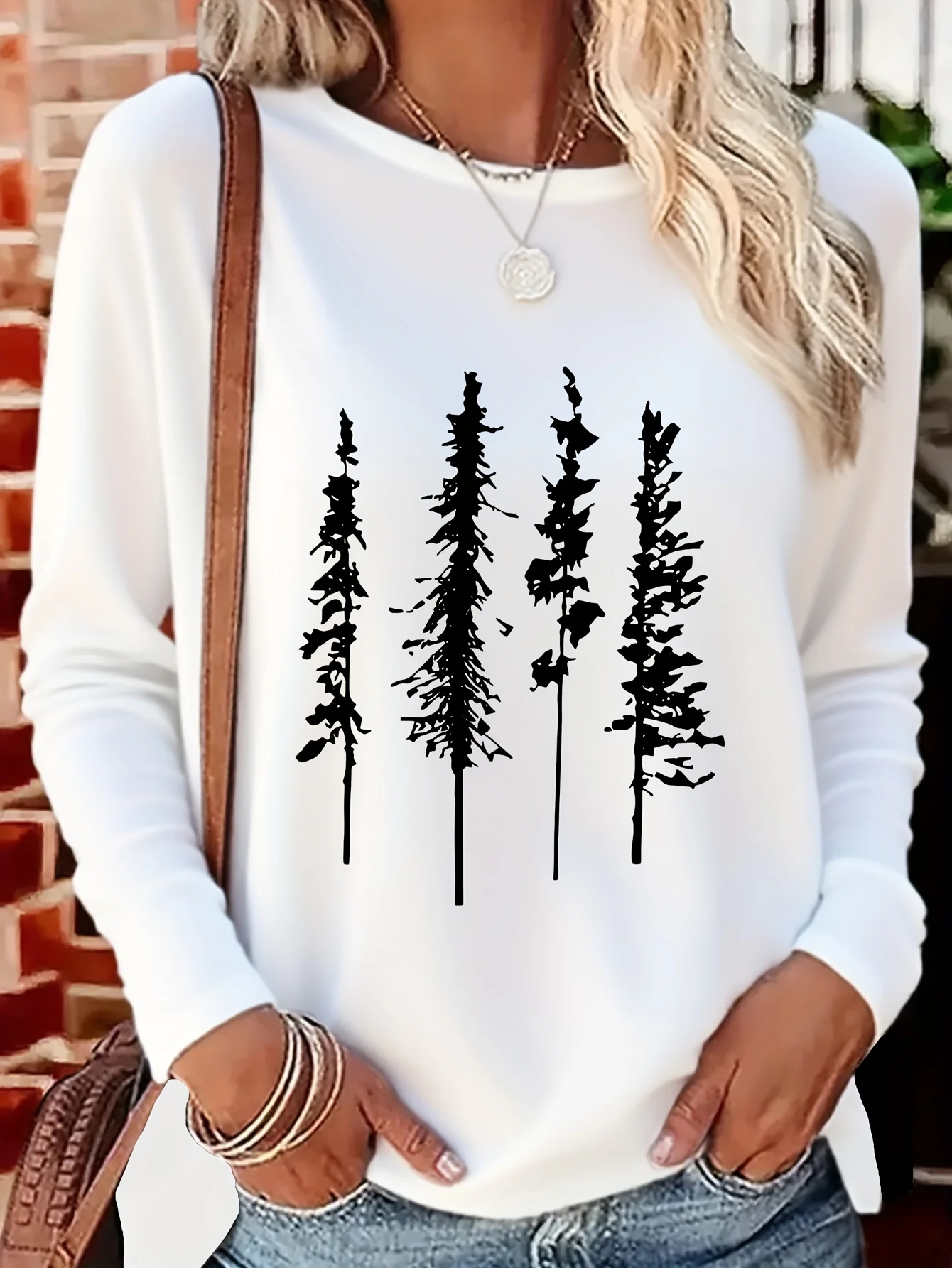 تي شيرت نسائي للربيع والخريف 100% من القطن الخالص غير رسمي فضفاض بطباعة صنوبر هندسية ورقبة دائرية وأكمام طويلة