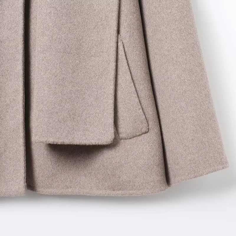 ملابس نسائية جديدة لخريف 2025 موضة غير رسمية أسلوب بسيط للخريف والشتاء وشاح متعدد الاستخدامات معطف قصير بأزرار سفلية #5