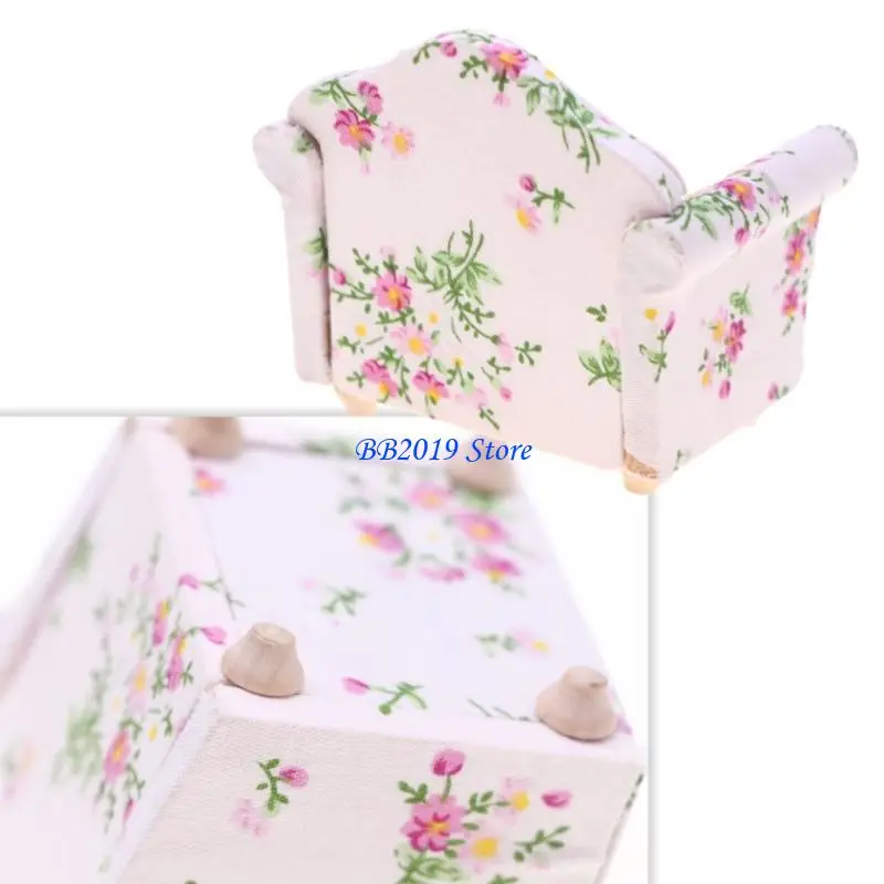 

Q0KB Dollhouses Plush Toyhouse Sofa Accessory 1/12 Scale Jewelry And Display Piece