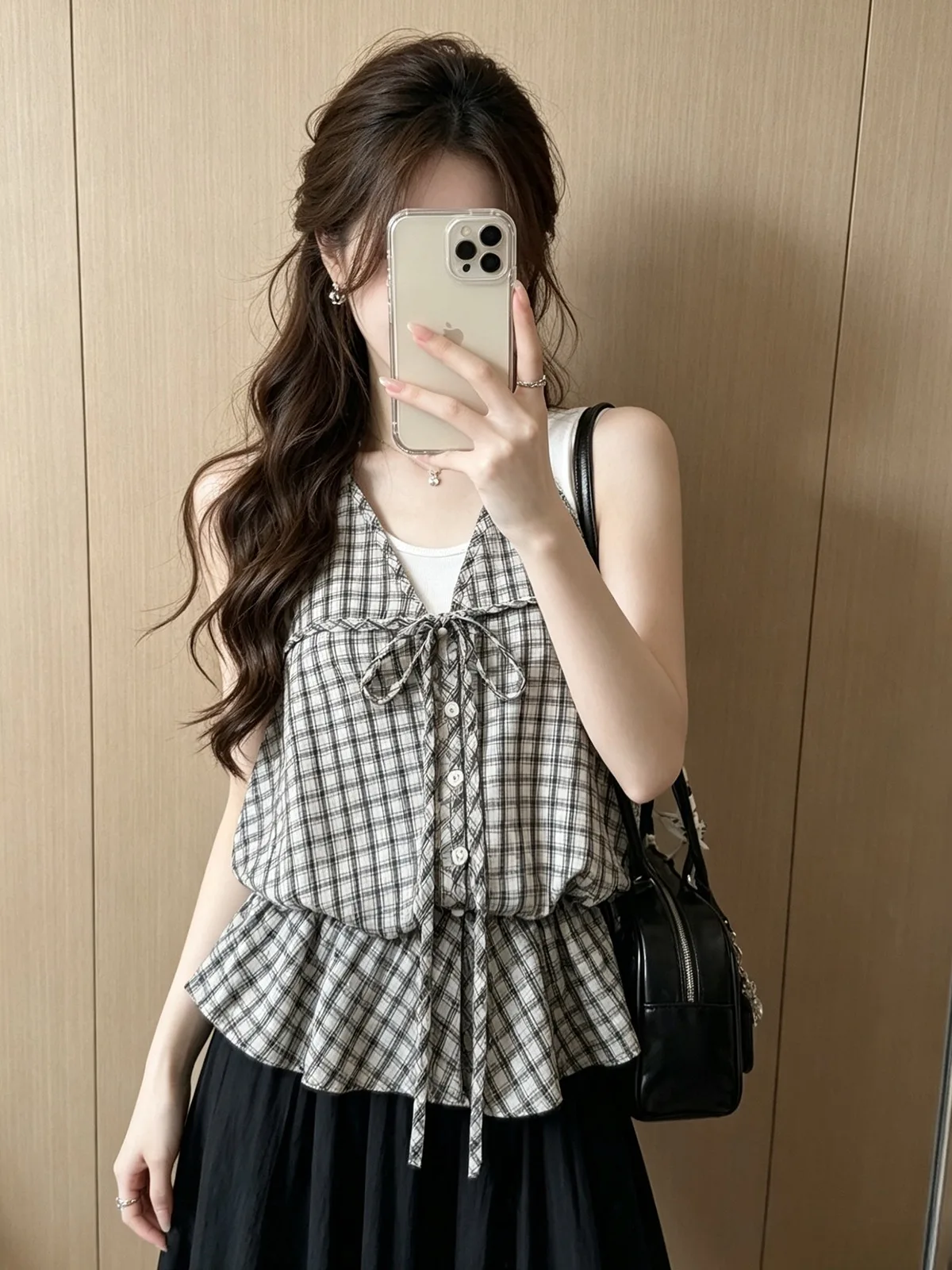 

Black White Plaid Neck Hanging Vest Women's Summer New Style This Year's Popular Korean Style Belt Color Collision Sleeveless...