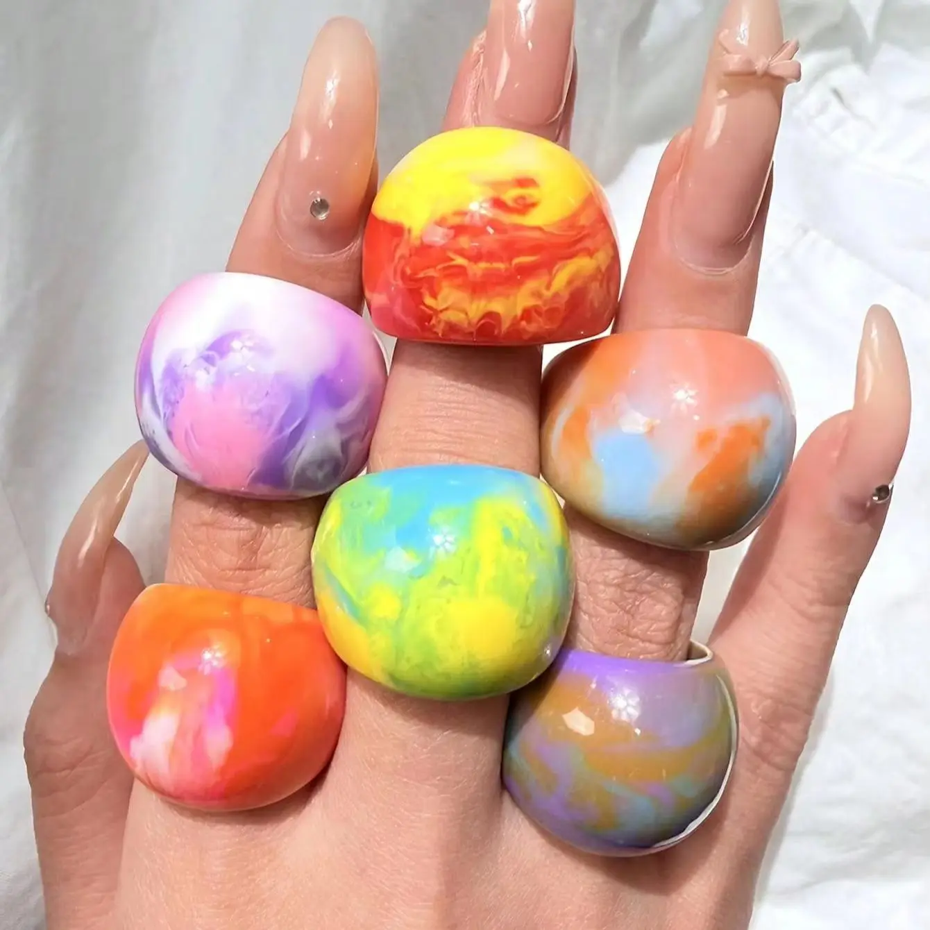 HUANZHI Dopamine Marbled Resin Wide Ring Multi Rainbow Gradient Color Gloss Thick Surface Daily Casual Outfits Women Jewelry