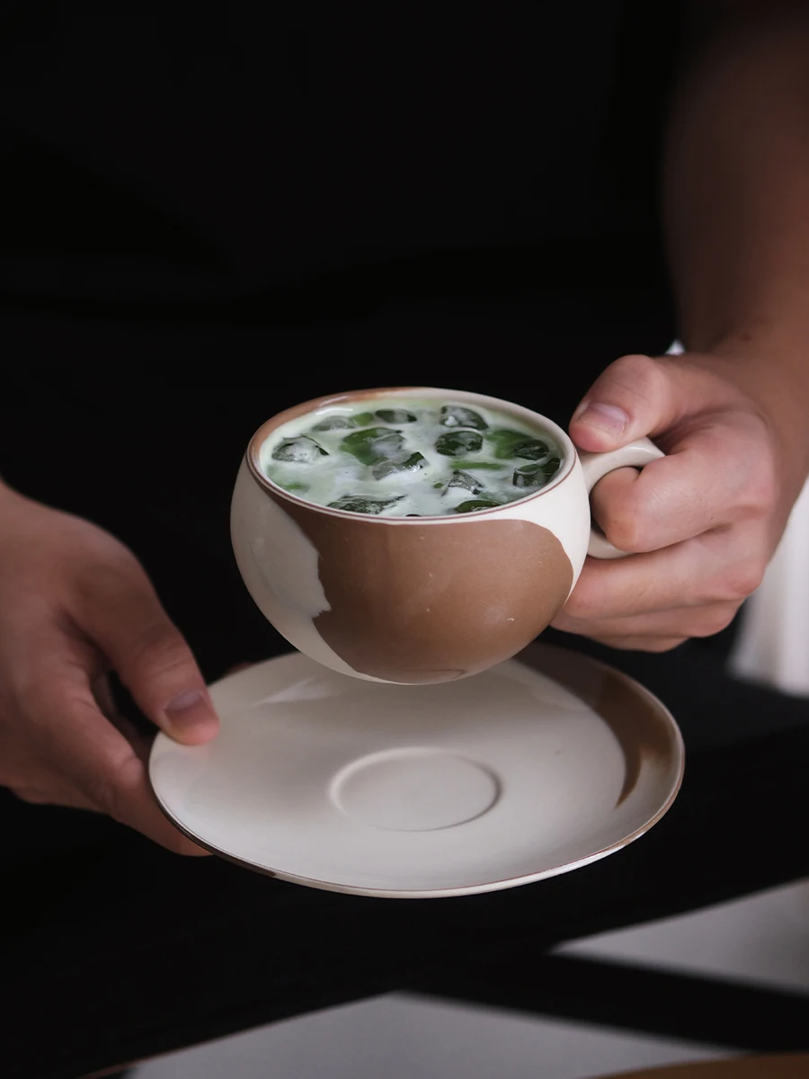 

230 мл керамическая кофейная чашка с коровьим узором и набор блюде, высококачественная винтажная чашка для молока, наборы блюдец, креативная чашка с круглой ручкой, тарелка