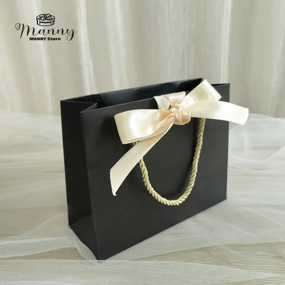 Manshii Paper Gift Bag Gold 4