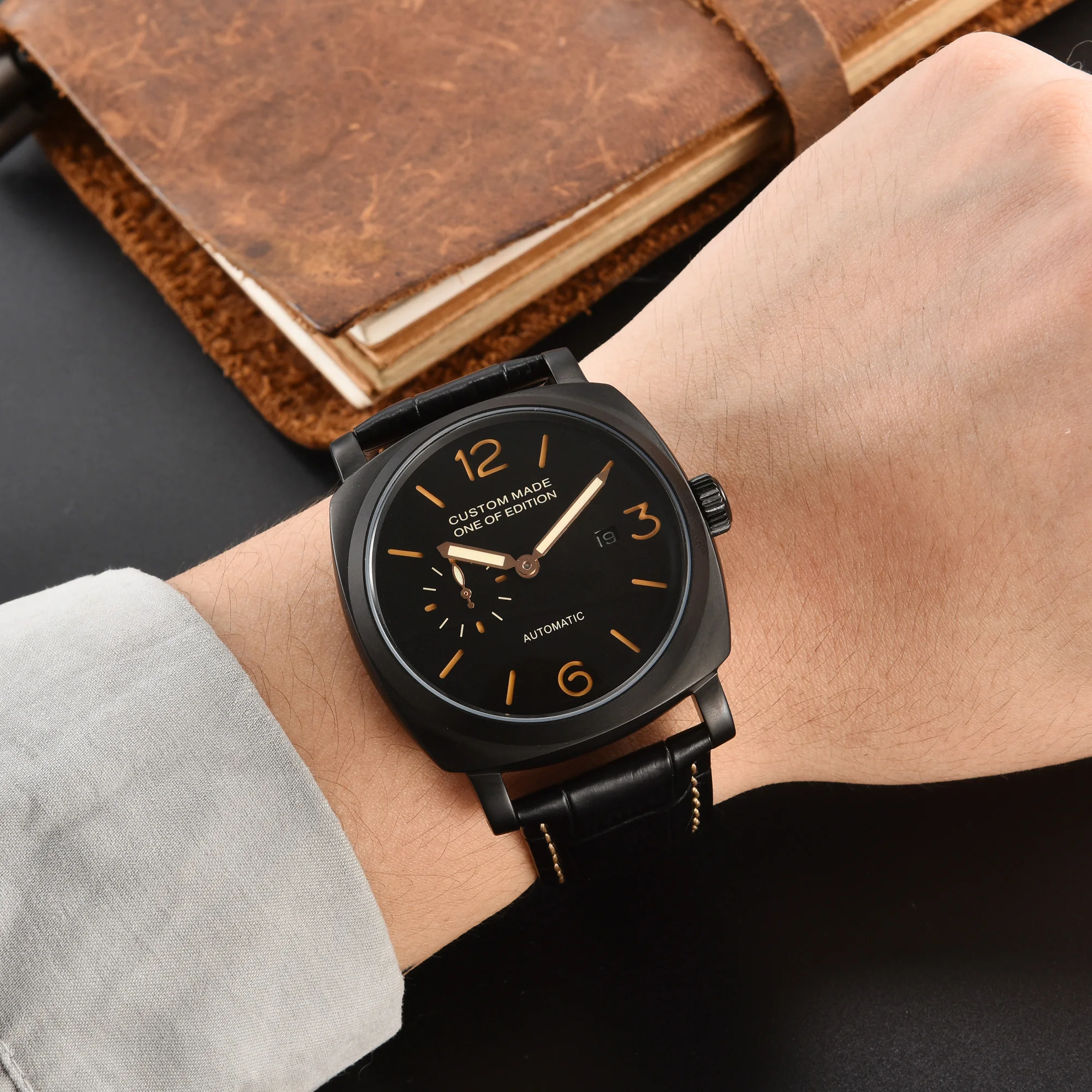 Fashion DESIGN Brand ST2557 46mm Men\'s watches Sapphire Automatic Mechanical Watch Business Watches Luminous Dial