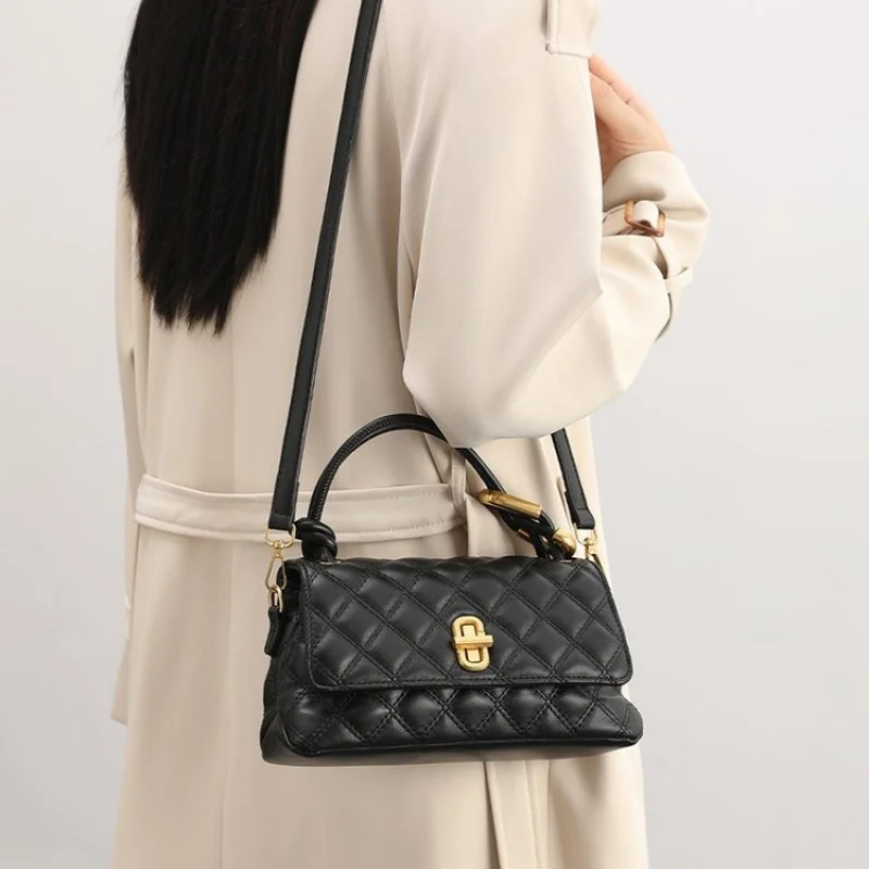 

Высококачественная женская кожаная большая сумка с повседневным простым винтажным модным парижским модным пригородным видом ​