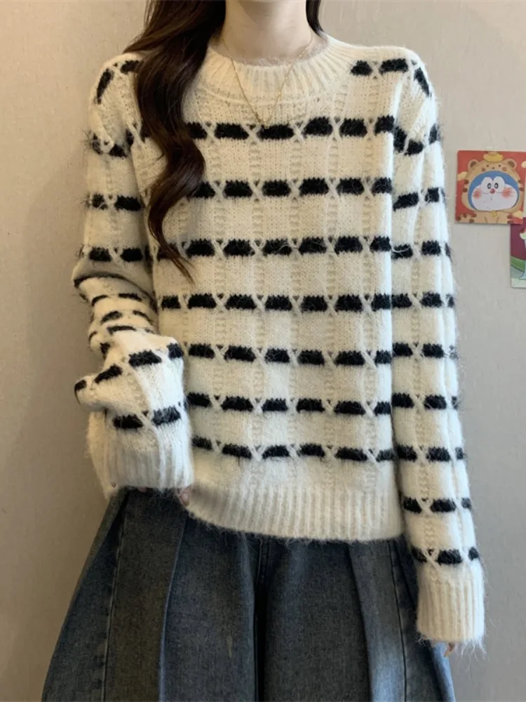

French style contrasting color striped soft knitted sweater women in autumn and winter loose and lazy style casual top