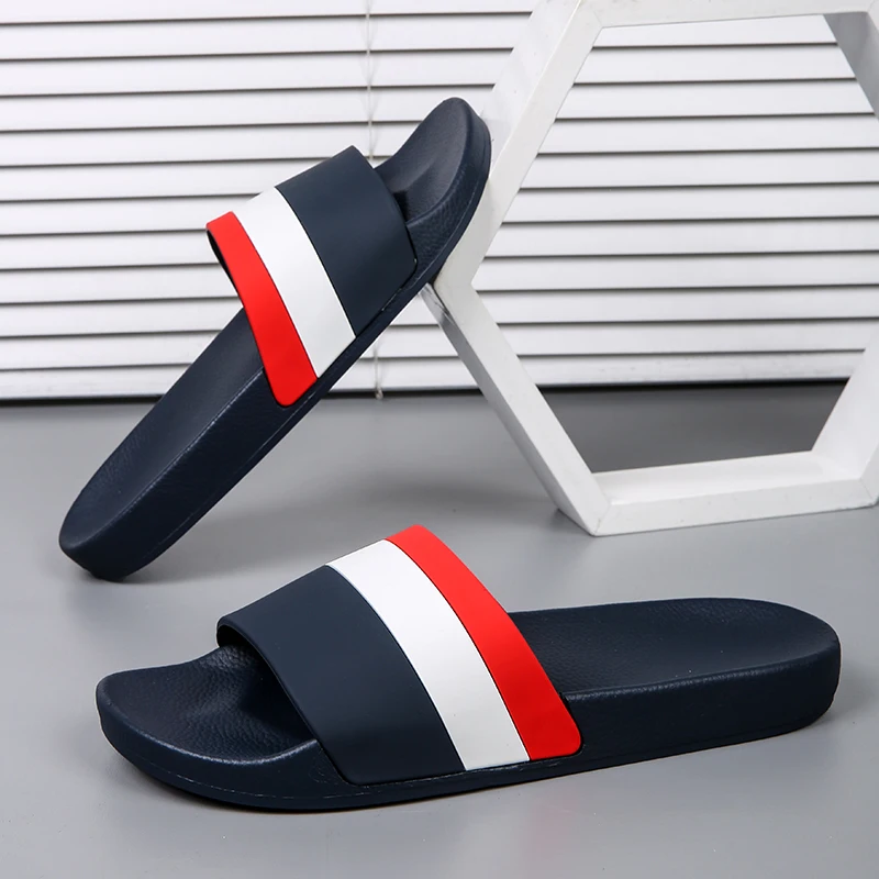 Zapatillas cómodas simples para hombre y mujer, sandalias ligeras para exteriores, zapatos especiales de verano para playa, antideslizantes e informales para baño, 36-46