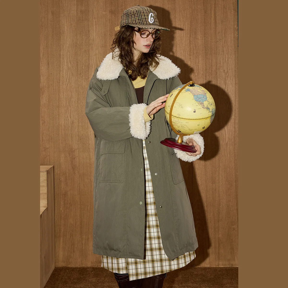 Jaket Puffer Wanita COOLHUT 2025 Musim Dingin Isi 90% Bulu Angsa, Model Vintage Kerah Lapel, Parka Kerja, Patchwork, Mantel Oversize, Outerwear Longgar