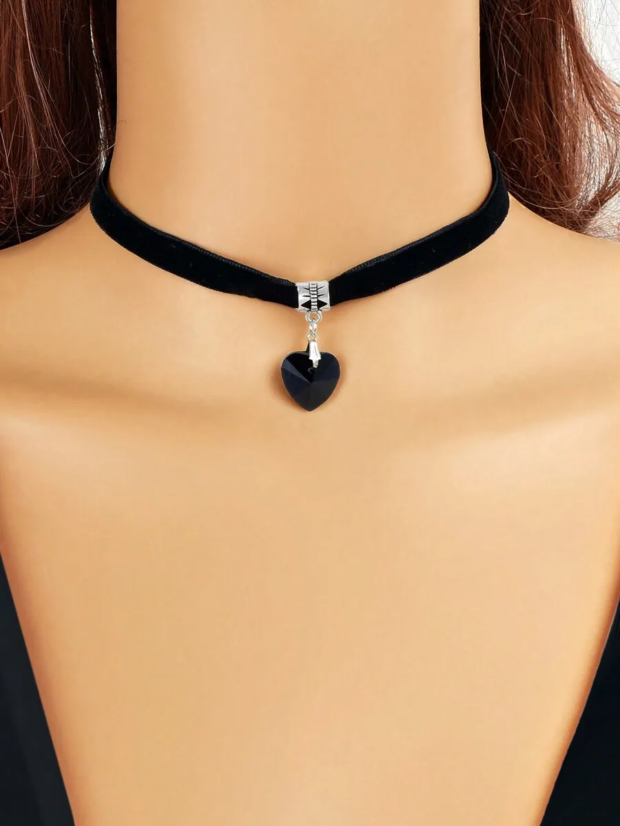 Black Velvet Choker Necklace With Heart Pendant