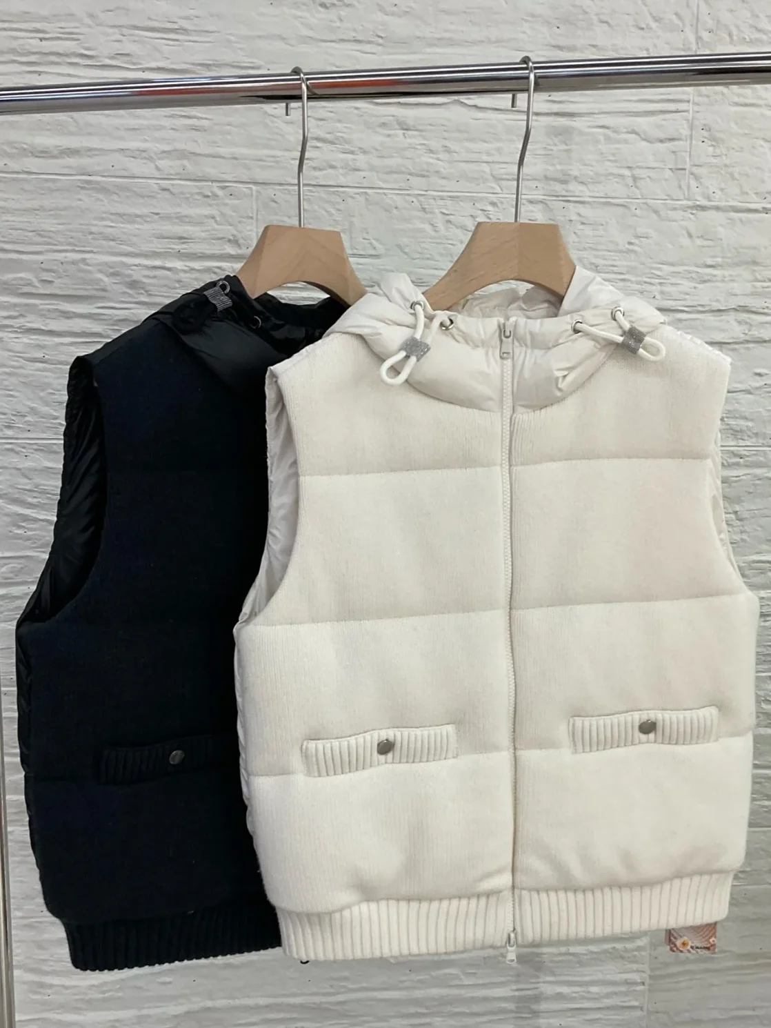 

Женский теплый пуховый жилет с капюшоном, зимний, без рукавов, однотонный, удобный