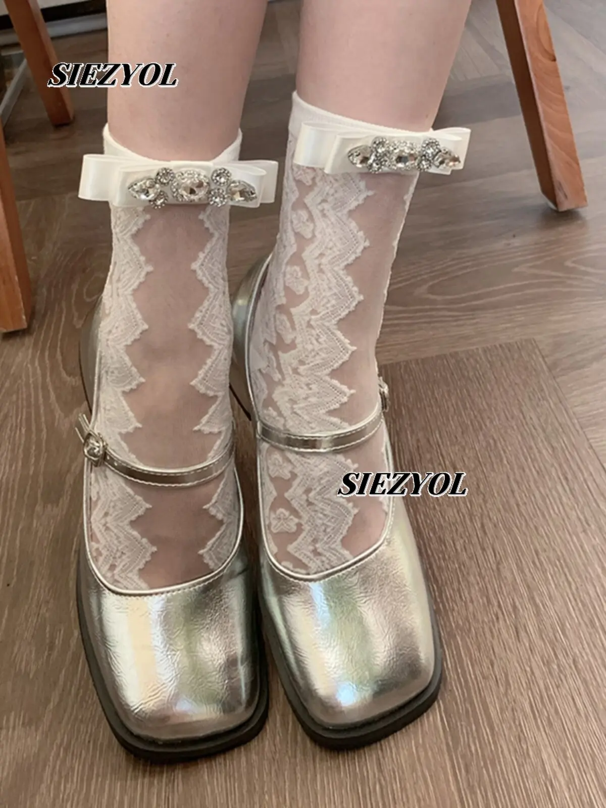 Vintage Court Style Lace Princess Crystal Socks Fashion Sweet Cute Girls Bowknot Rhinestone Summer Thin Ankle Socks