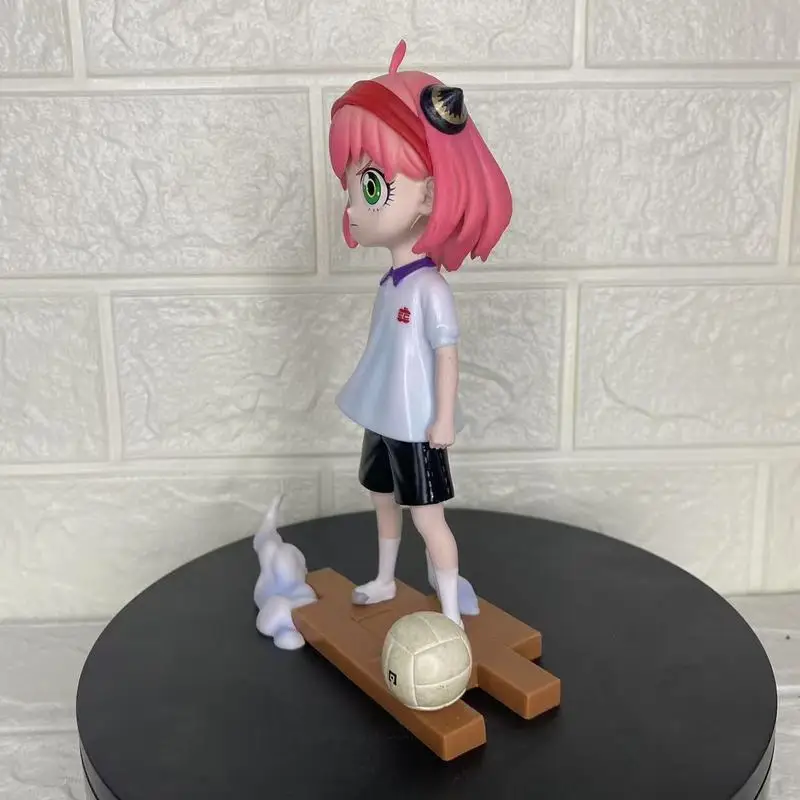 Spy x Family Anya Forger Soccer Football Prize Figure, Summer Vacation Anime Model Statue Collectible Gift for Fans Christmas