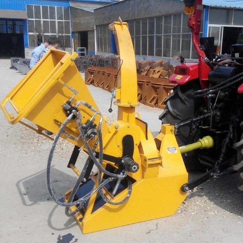 Heavy Duty Hydraulic Wood Chipper 15HP Diesel Engine Tree Branch Shredder Wood Crusher Bamboo Hardwood Log Feed Hopper