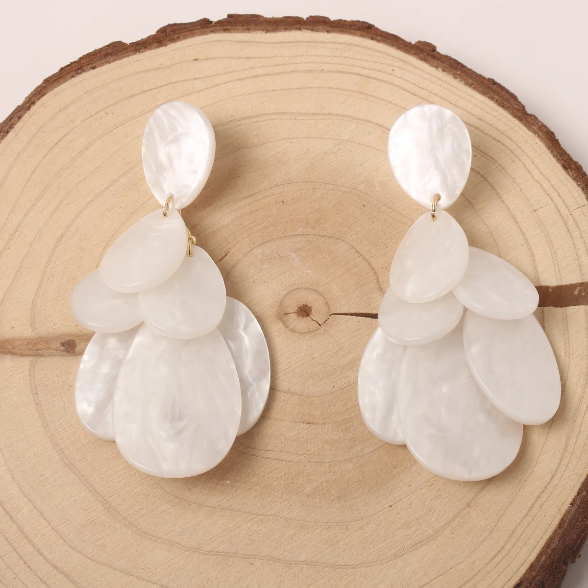 1 Pair of Fashionably Elegant Flowing Fringe Flower Earrings - Women's Formal Party Accessories - Festival Gift