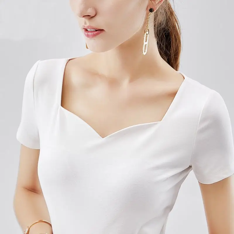 Short-sleeved T-shirt female new style retro square collar slim show foreign style all match bottom top tide