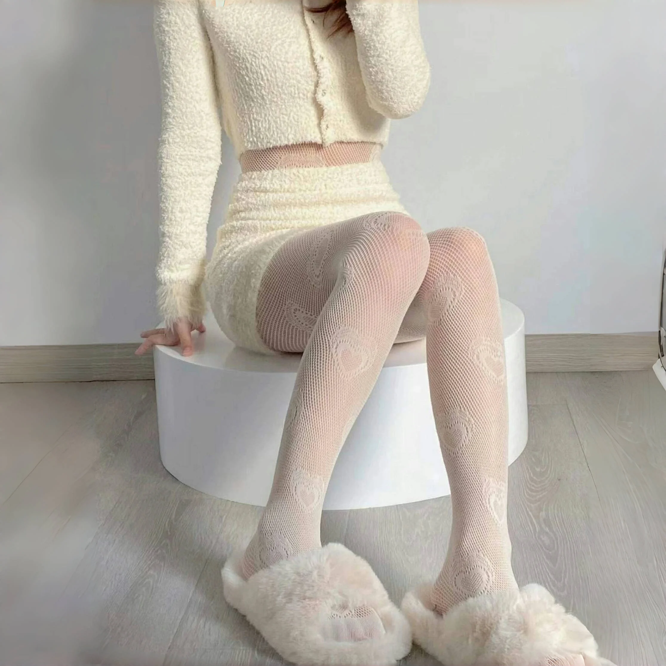 

1 Piece Women's Lady Spice Pure Wind Heart Hollow Fishnet Socks Retro Cute Pantyhose Sexy White Silk