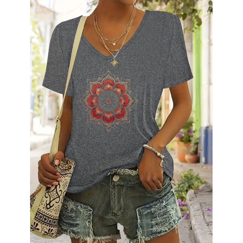 Women's Fashionable V-neckT-shirtPetal Mandala Design PrintedSoft Polyester Spandex TopVersatile Short Sleeved for Spring Summer