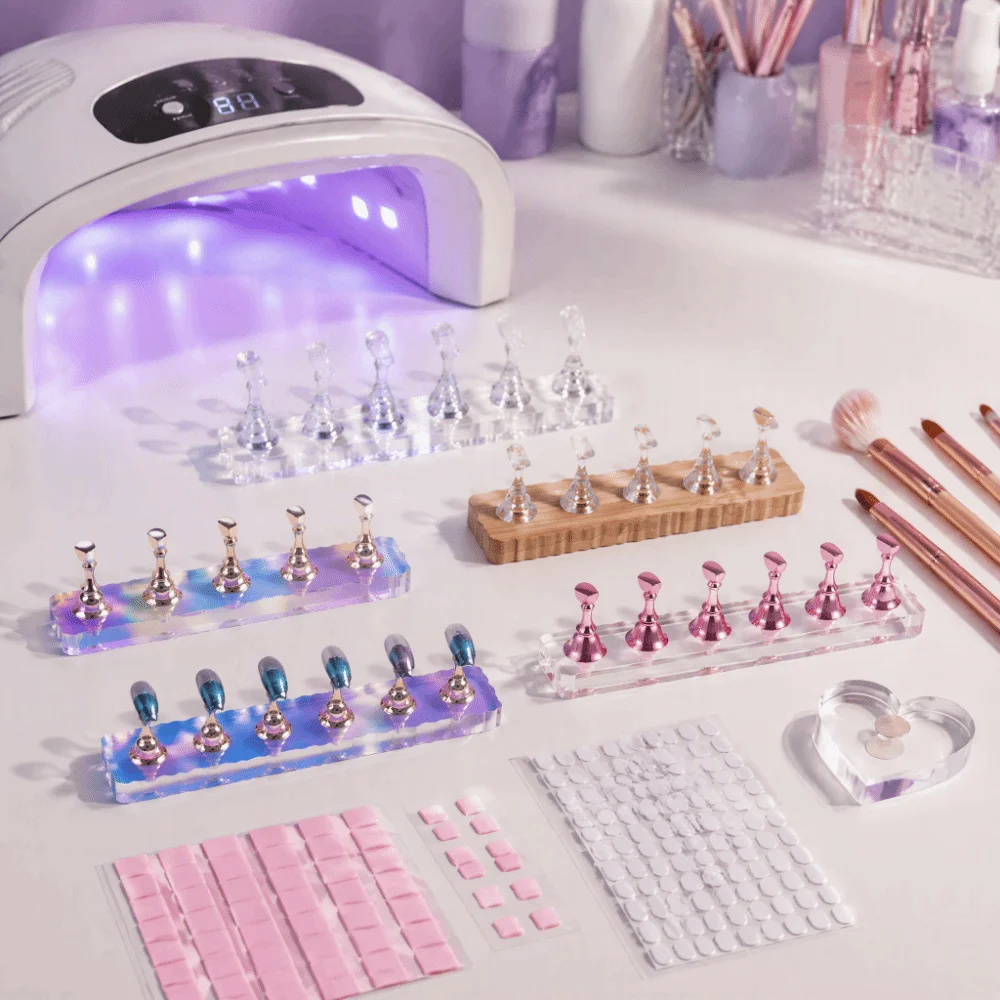 Magnetic Base Nail Stand 10 Nail Holders Gradient Aurora Nail Holder 2 Base Portable Nail Display Stand Nail Art Practice