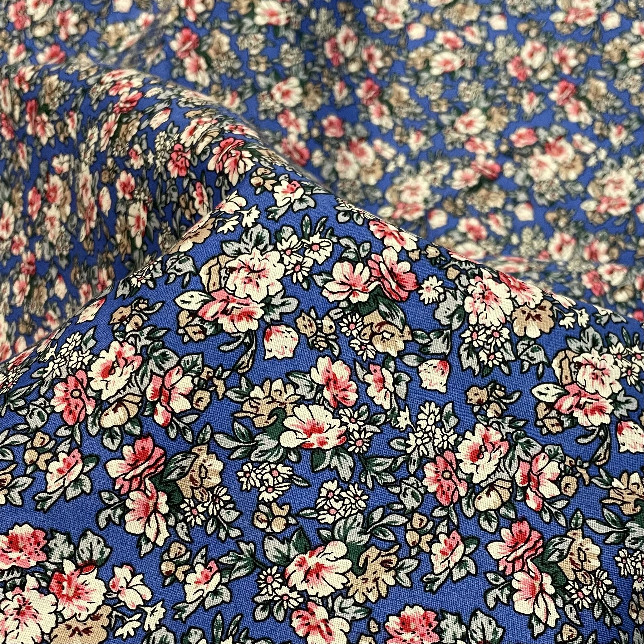 

Claire Blue Floral 100% Cotton 40S Like Liberty Fabric Digital Printing For Sewing Cloth Dresses Skirt Kids Designer Poplin DlY