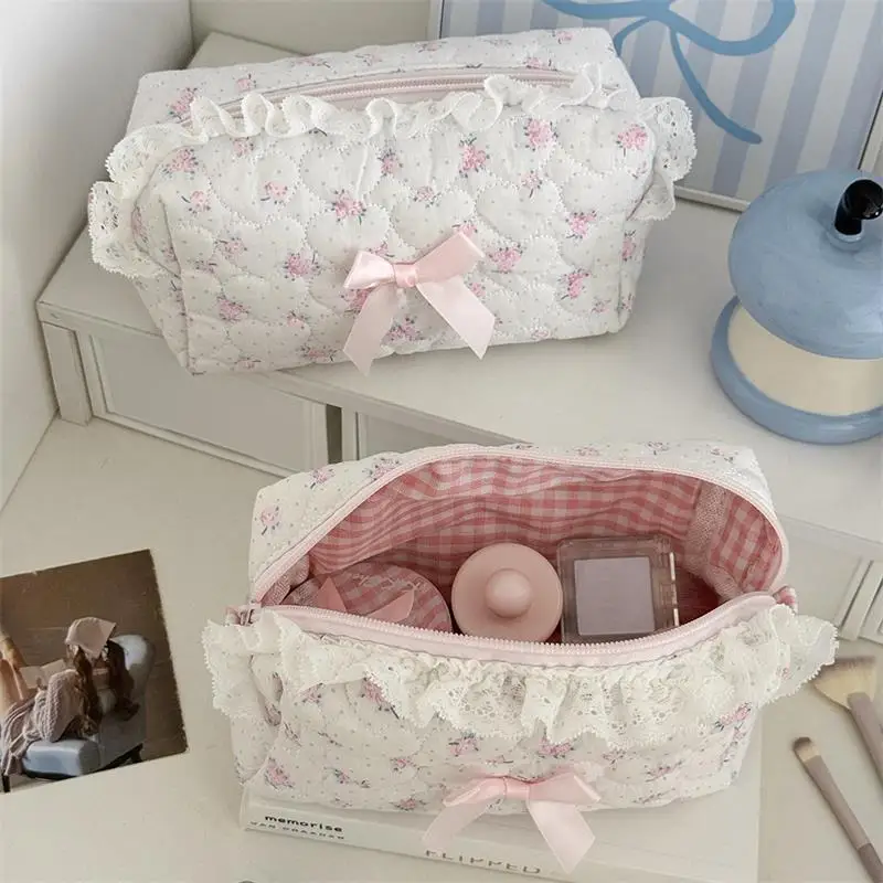 Urocza Kosmetyczka z Koronką w Kształcie Misia, Serca i Kokardy, Duża Pojemność, Przenośna Damska Torebka Podróżna, Dziewczęca Torba do Przechowywania Kosmetyków