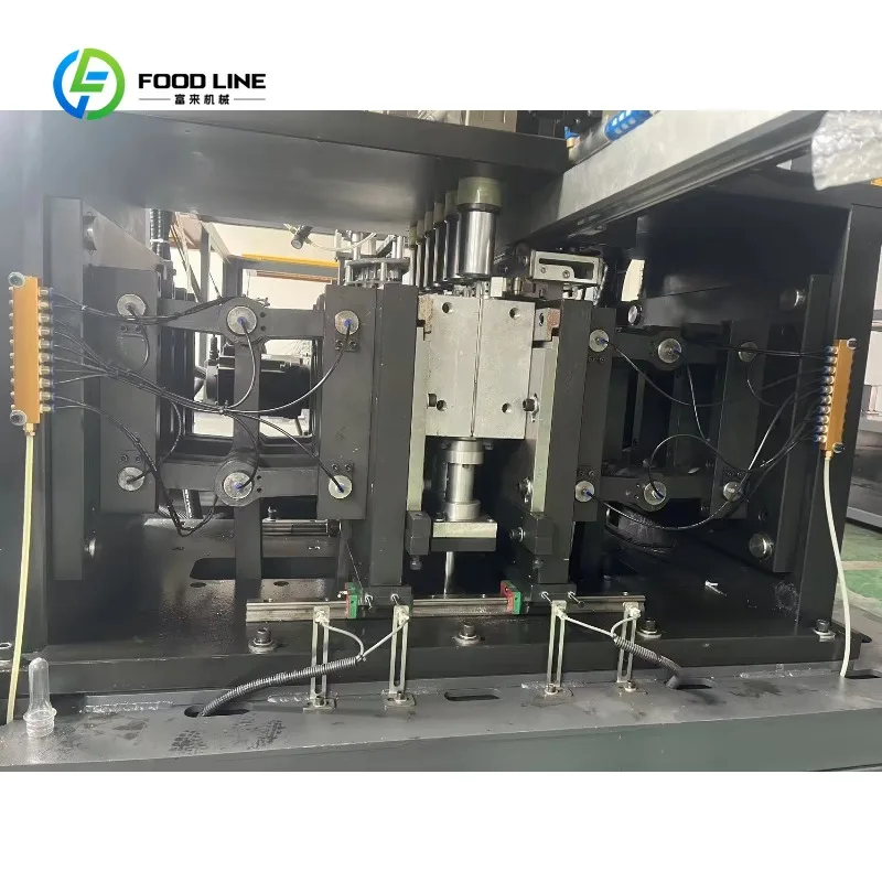 Customized Automatic PLC Controlled PET Stretch Blow Moulding Machine High Productivity Plastic Water Bottle Making Machine