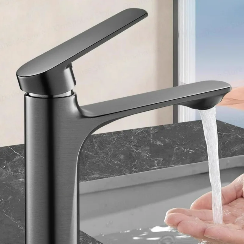 

Modern Bathroom Sink Faucet Grey Hot and Cold Water Mixer Tap Single Handle Deck Mounted Washbasin Crane for Bathroom