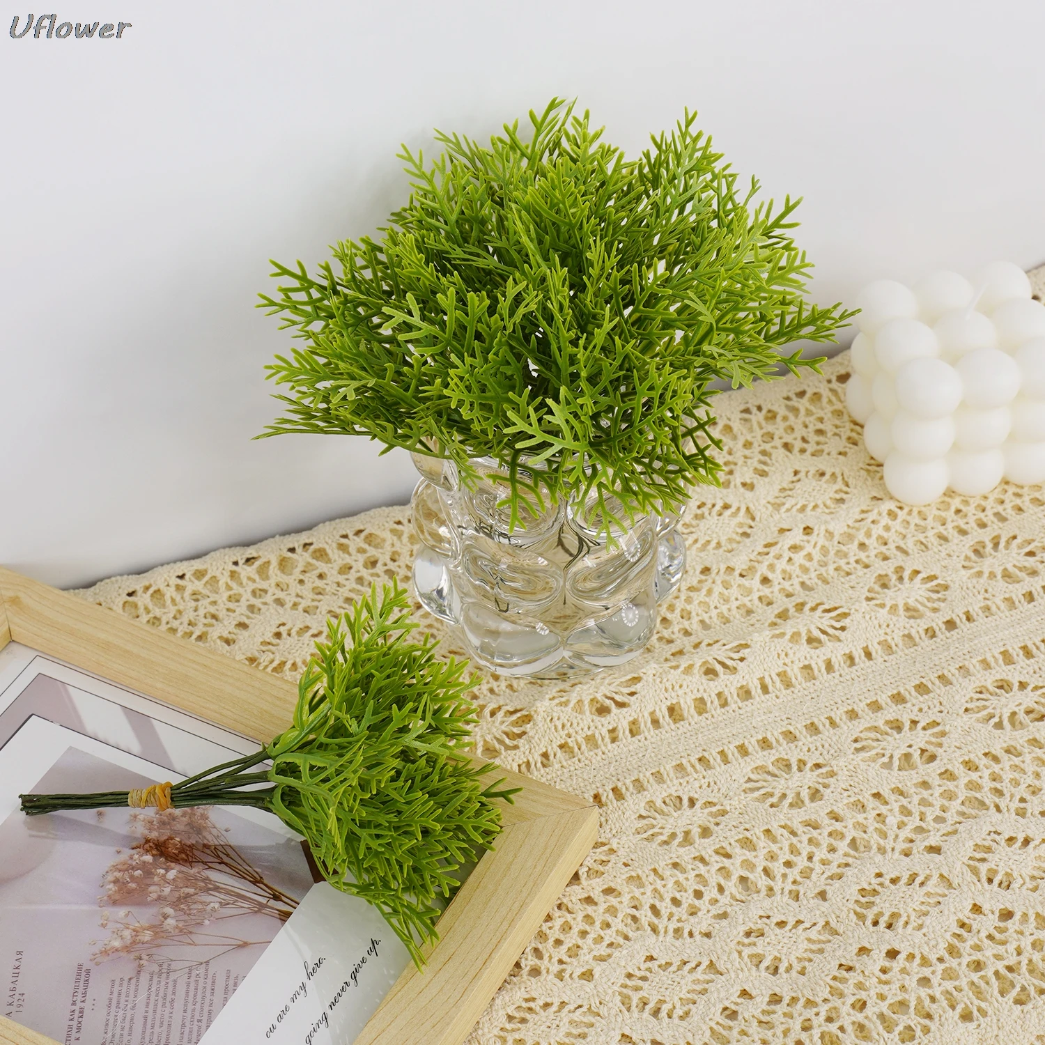 

2pcs/Set Artificial Flower Chicken Bone Leaf Simulation Home Garden Decoration Wedding Hand Bouquet Fake Flower Arrangement