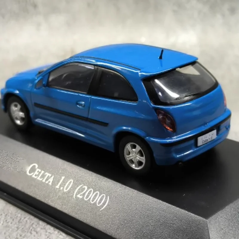 IXO Diecast 1/43 Scale Celta 1.0 Alloy Car Model Collection Souvenir Display Ornaments Vehicle Toy Gift