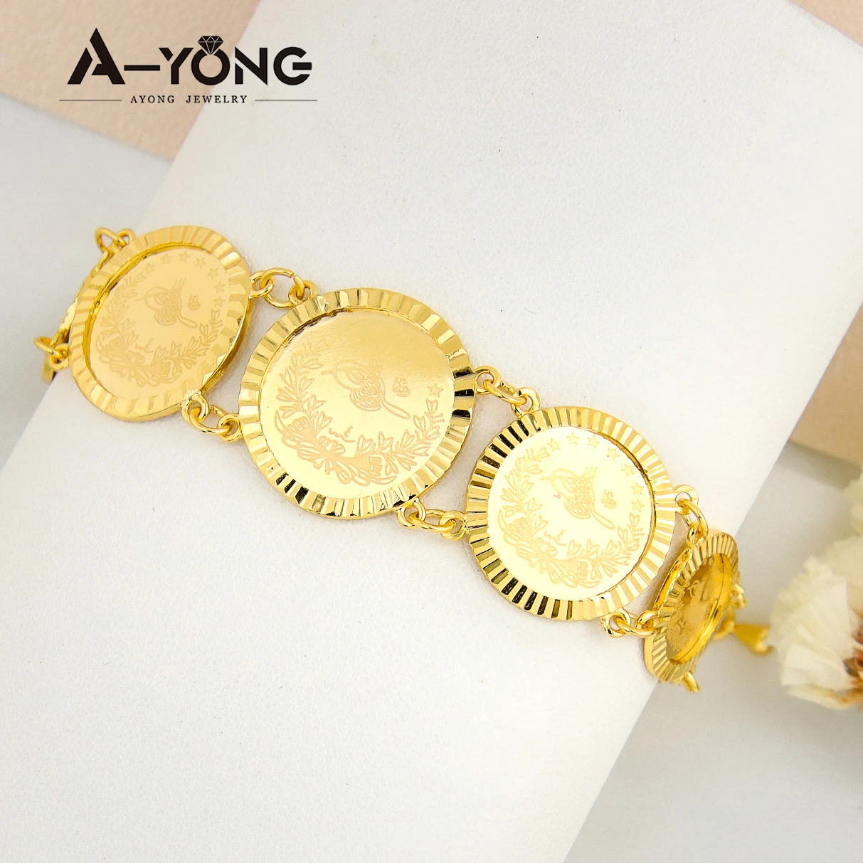 Islamisches Vintage-Gold-Schmuckset, 21 Karat vergoldetes Kupfer, türkische Lira-Münzen, Halskette, Armband, Ohrringe, Luxus-Schmuck aus dem Nahen Osten – Detail 7