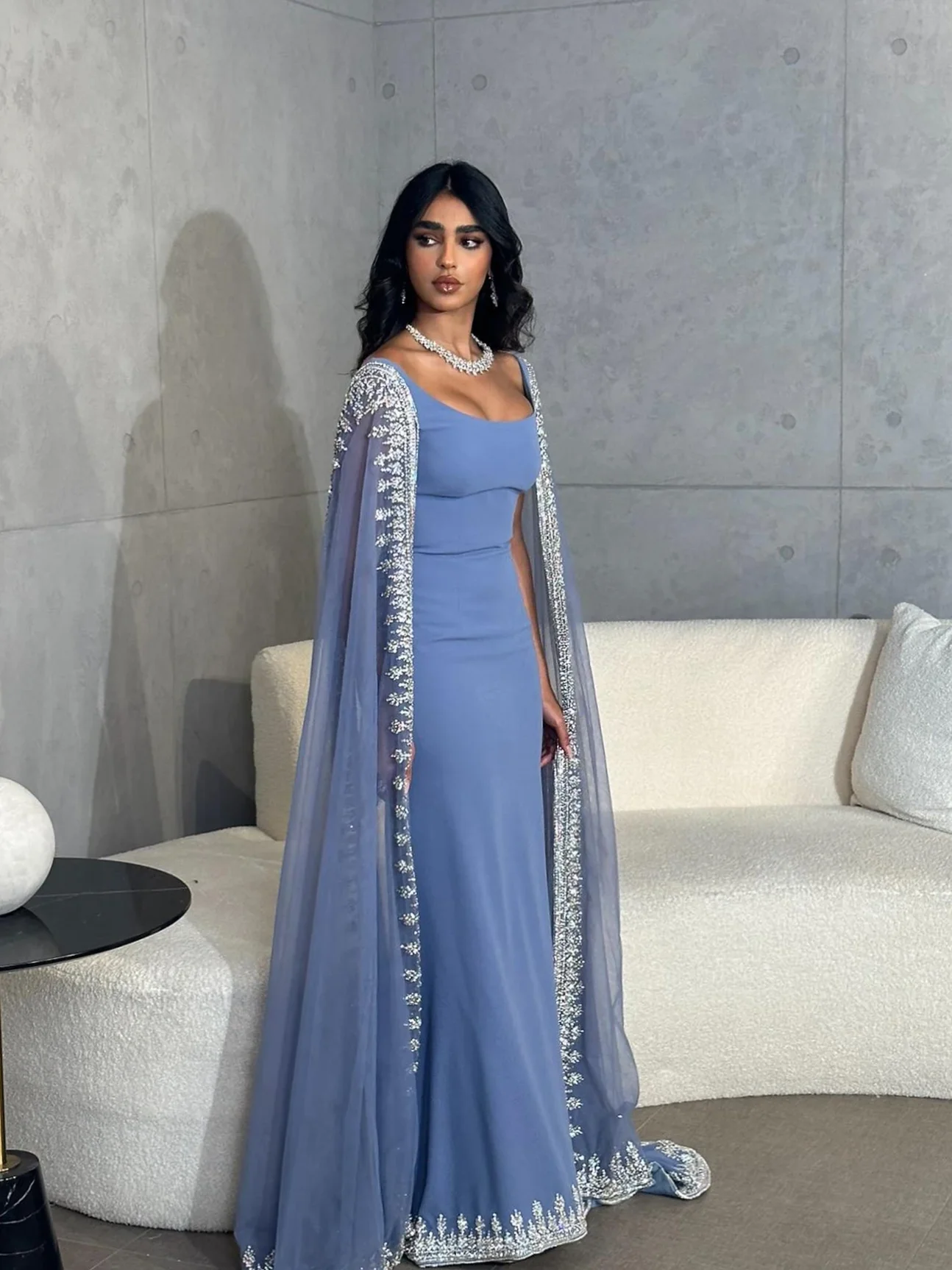 Oisslec Luxe Blauwe Zeemeermin Dubai Avondjurken Met Cape Mouwen Salie Groene Elegante Arabische Vrouwen Huwelijksfeest Gownsss445